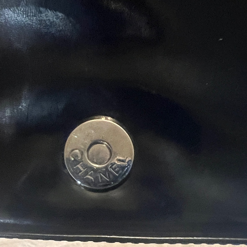 🖤 Authentic Vintage CHANEL Chocolate Bar Flap Bag 🖤 - Picture 11 of 16
